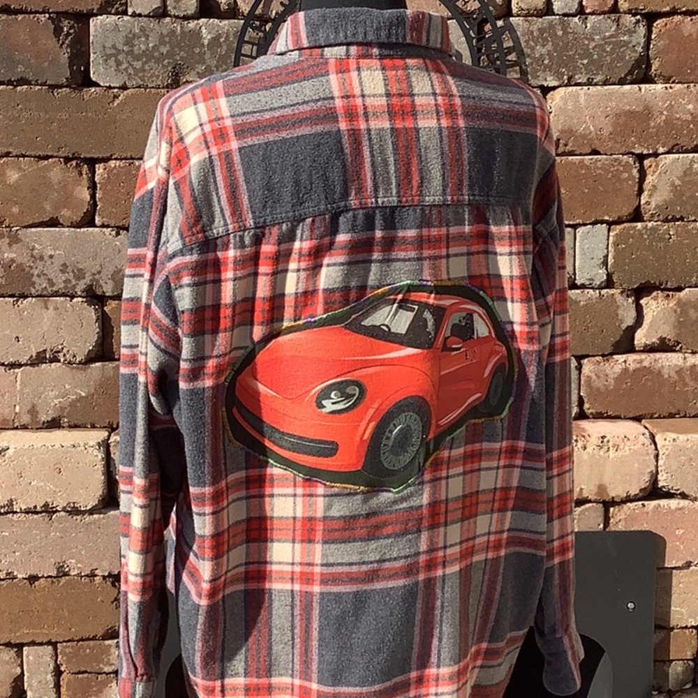 EUC unisex style recycled Old Navy men’s Lg. flannel with red VW Bug appliqué